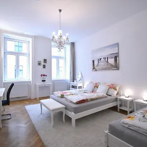 Apartamento Cosy 3 Viennese Flat - 10min To Center, Viena