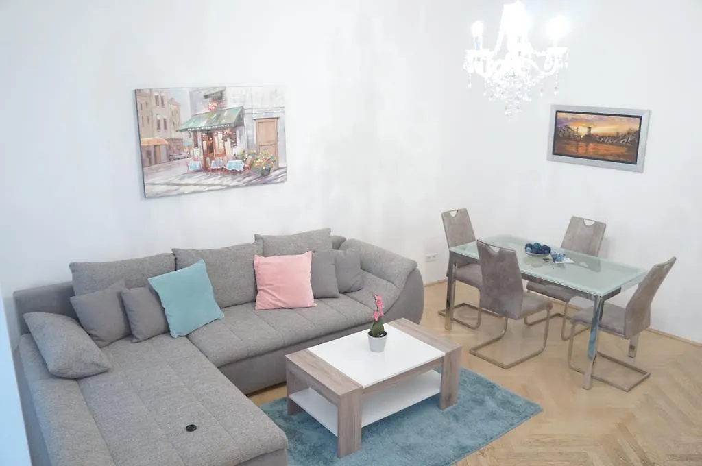 Apartment Viena